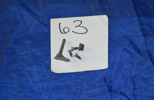 PIEZAS USADAS MÁQUINA DE COSER EN ZIGZAG ESTILISTA CANTANTE 413 PIEZAS BUEN ESTADO - Imagen 13 de 17