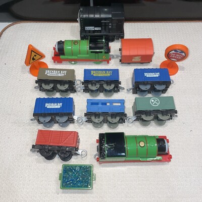 Thomas & Friends TrackMaster Train & Accessories Lot Signs 2 Working Percy s