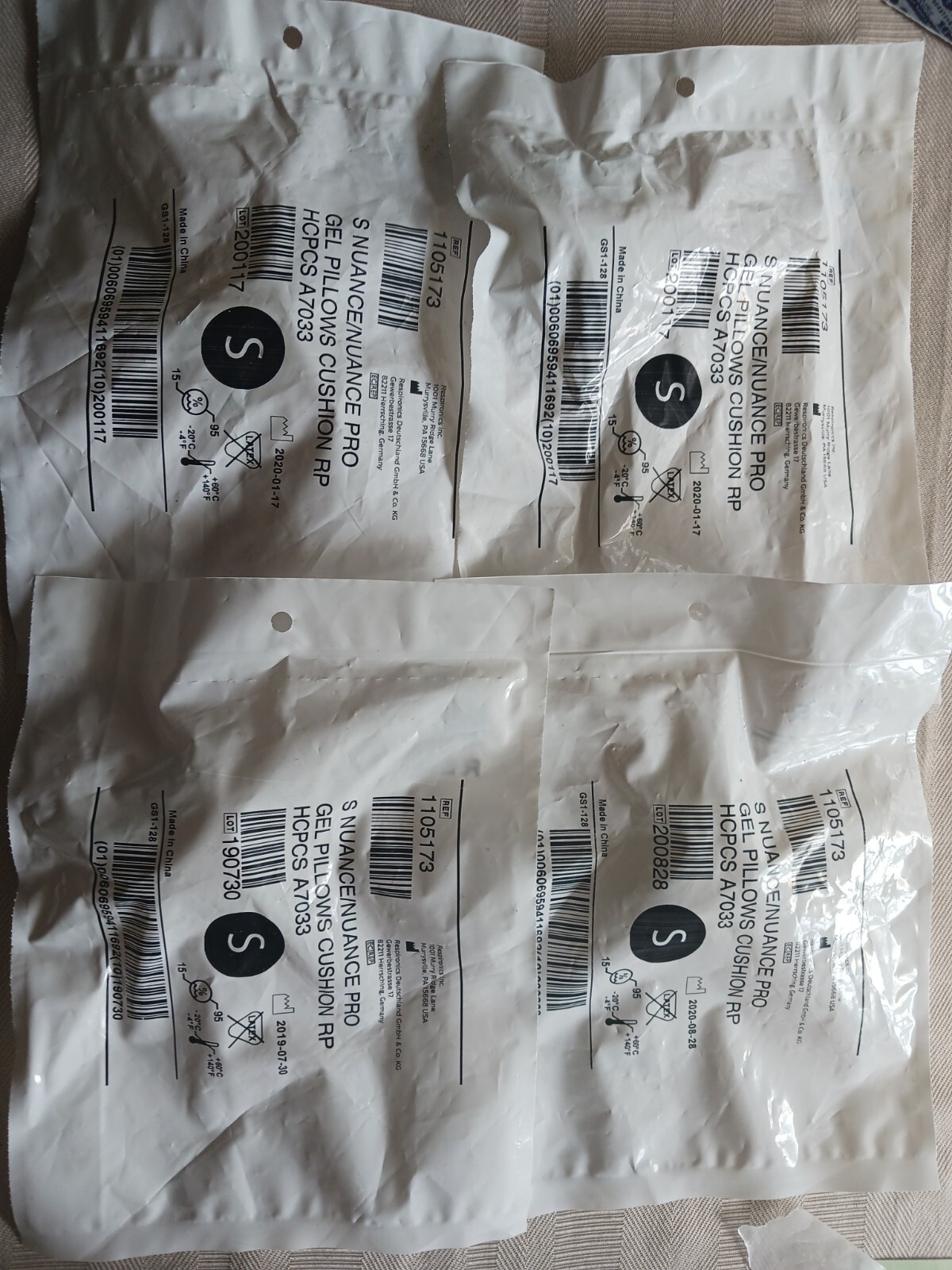 PhillipsRespironics Sz. Small Nuance Pro Gel Pillows Cushion Lot (4