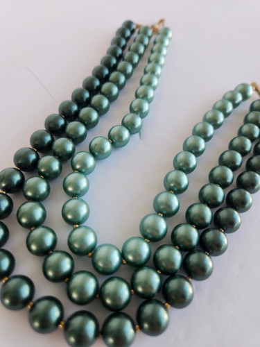 HTF Vintage CROWN TRIFARI Signed Green Pearl Bead Multistrand Necklace EUC - Picture 5 of 10