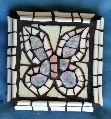 Einzigartiges handgefertigtes Schmetterling Bild, Pique Assiette, Upcycling. Mosaik Wandbild