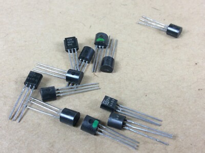 Lot Of (12)  2N4403 NATIONAL SEMI TRANSISTOR,NOS    New