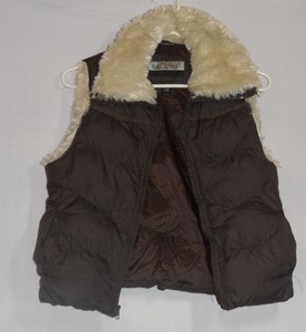 Big-Chill-Womens-S-Brown-Quilted-Sleeveless-Zip-Front-Vest-Fur-Look-Collar