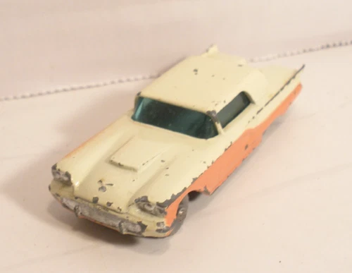 Vintage Lesney Matchbox Toys Ford Thunderbird No. 75 Grey Wheels Plastic