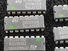 ST M74HC590B1 IC, 8-bit binary counter, three-state outputs, DIP 16 lot of 5