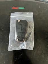 Vauxhall car key fob with blade Cutting And Programming