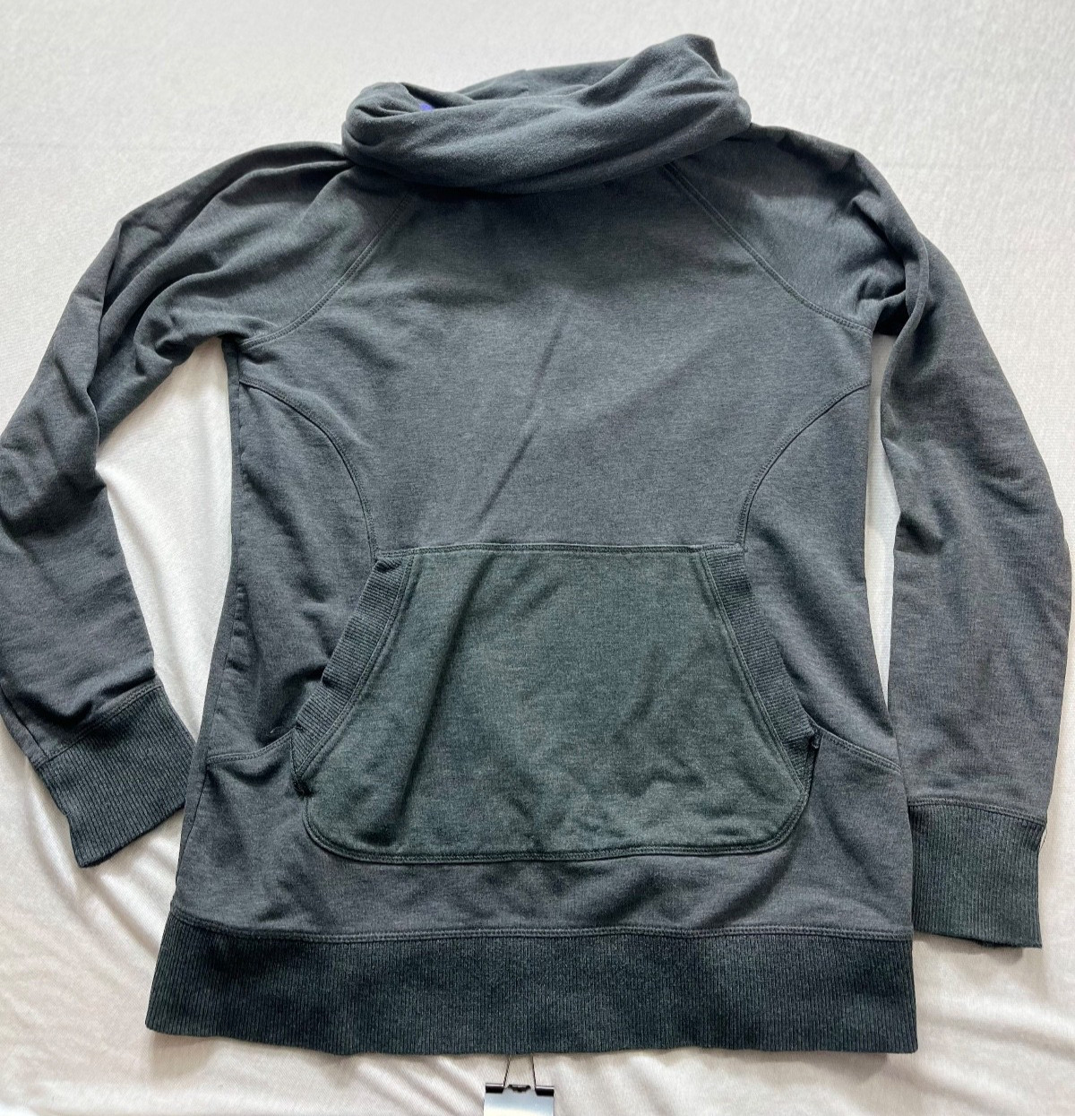 LL Bean Cozy Gray Pullover Womens Small Cowl Neck Sweatshirt With Thumb Holes