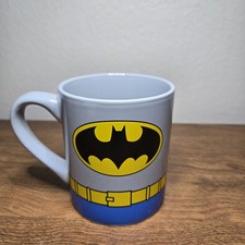 Batman Classic Looking Costume DC Comics 14oz Mug