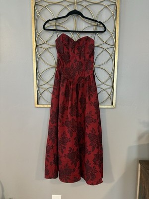 All That Jazz Dark Red Roses Floral Dress, Size 90s Vintage