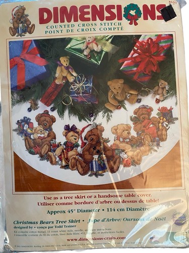 Dimensions 8693 Christmas Bear Tree Skirt / Table Cover Counted Cross Stitch Kit