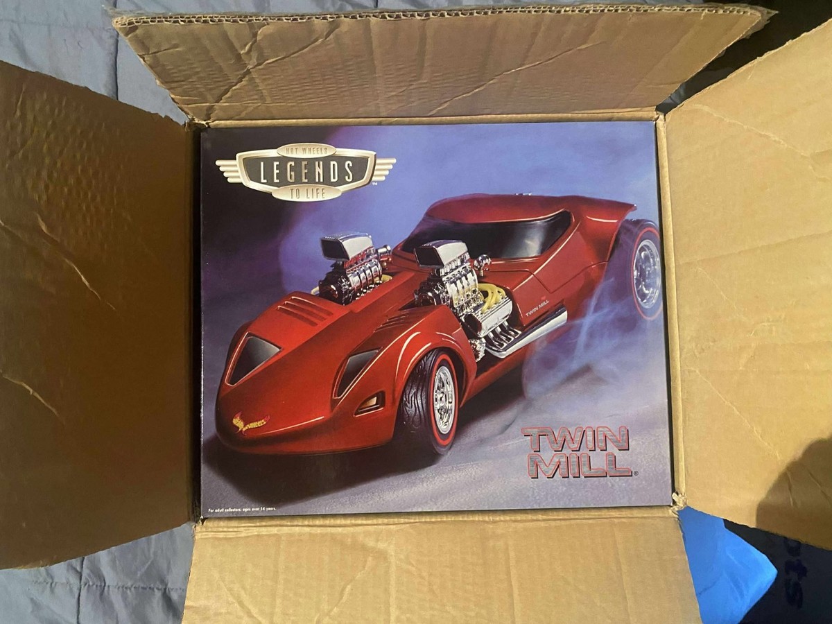 Hot Wheels 1/24 Legends to Life 1998 Twin Mill (19307) for