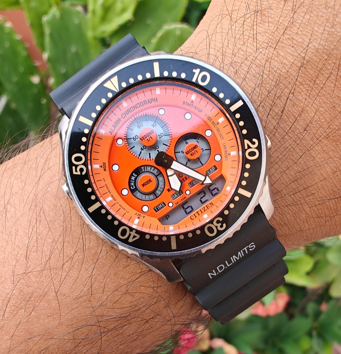 Citizen Ana Digi Vintage Ref: 8946 085736 Dial Orange Mens