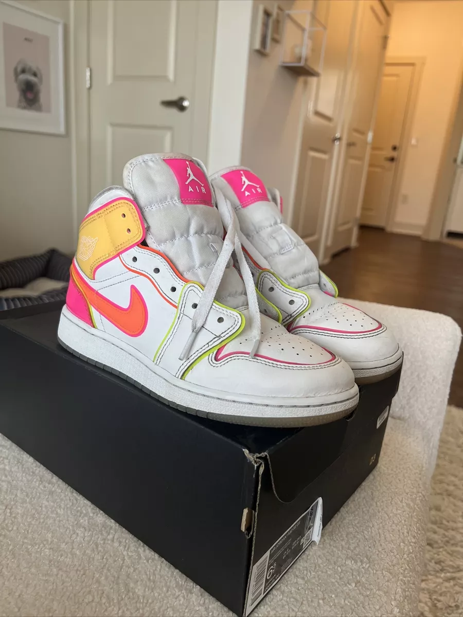 Jordan 1 mid se gs edge glow sale