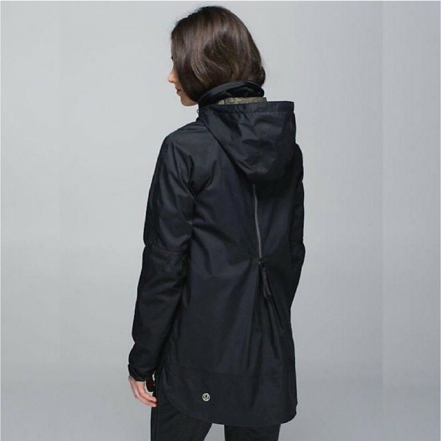 lululemon rain supreme jacket