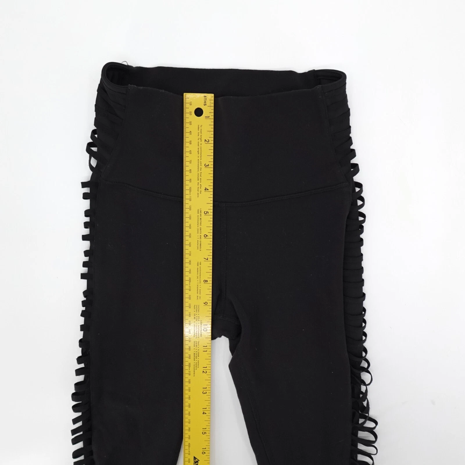 alo-yoga reform mesh compression workout yoga leggings