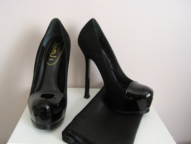 YSL Yves Saint Laurent Tribtoo 105 Black Suede Patent Cap Toe