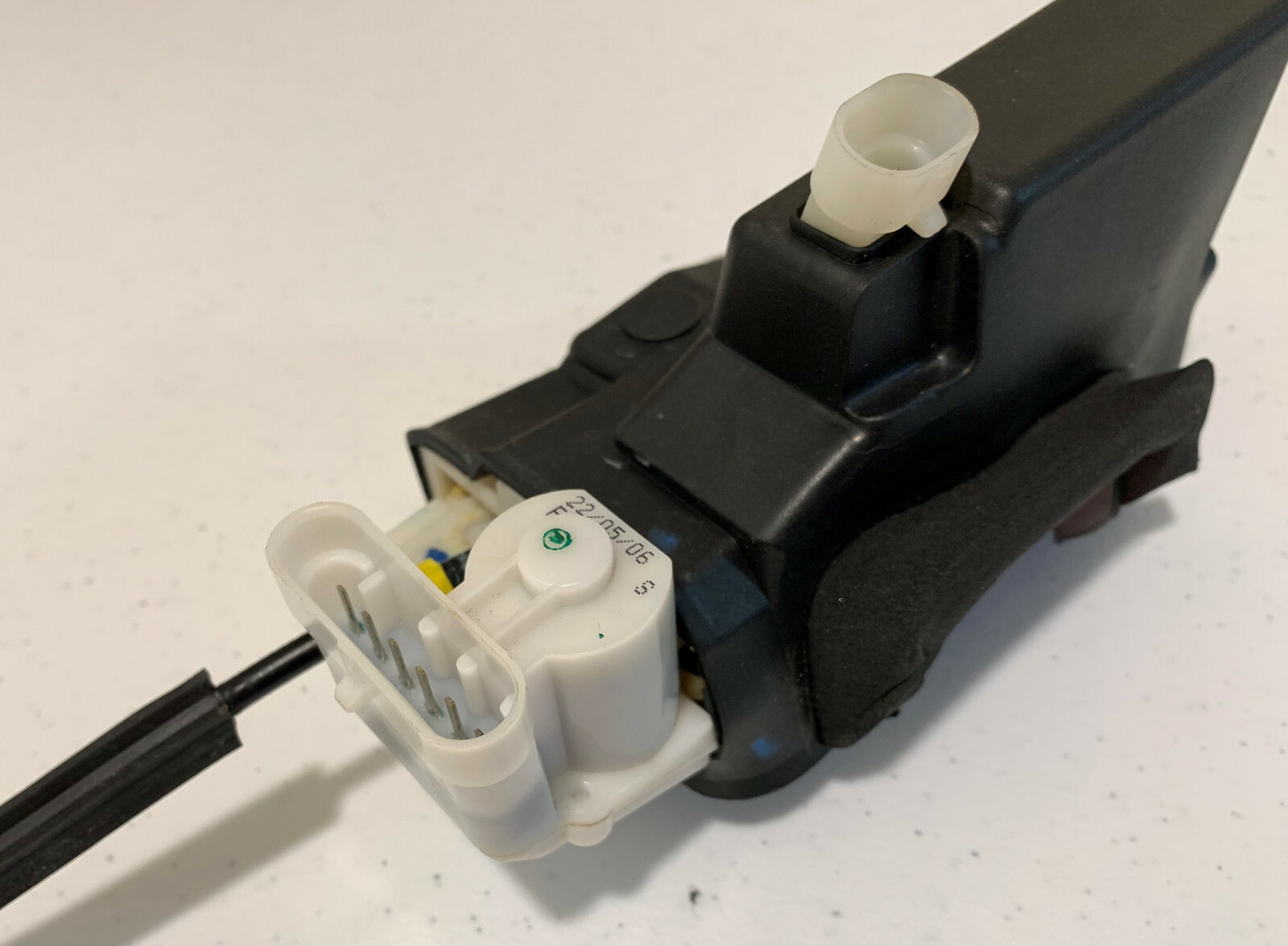 07 Maserati Quattroporte M139 Front Right Passenger  Door Lock Latch Actuator