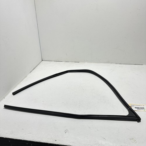 Puerta de canal de ventana lateral delantera izquierda vidrio sellado Acura TLX 2021 OEM - Imagen 8 de 9