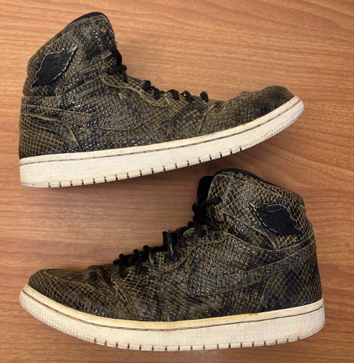 公式正規品!★AIR JORDAN 1 RETRO HIGH OG SNAKESKIN Jordan 1 Retro High Satin Snake Chicago (Women's) - CD0461