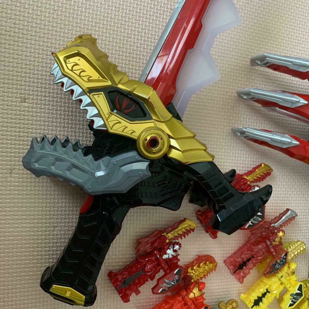 Power Rangers Dino Fury Ryusoulger DX Morpher Ryusoul 12p Set