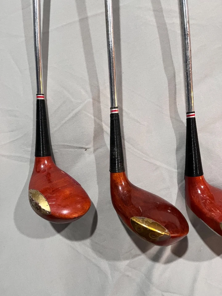 Ben Hogan Apex Driver, 1,3,5 Woods Persimmon heads. Original Shafts and Grips. - Image 3 of 4