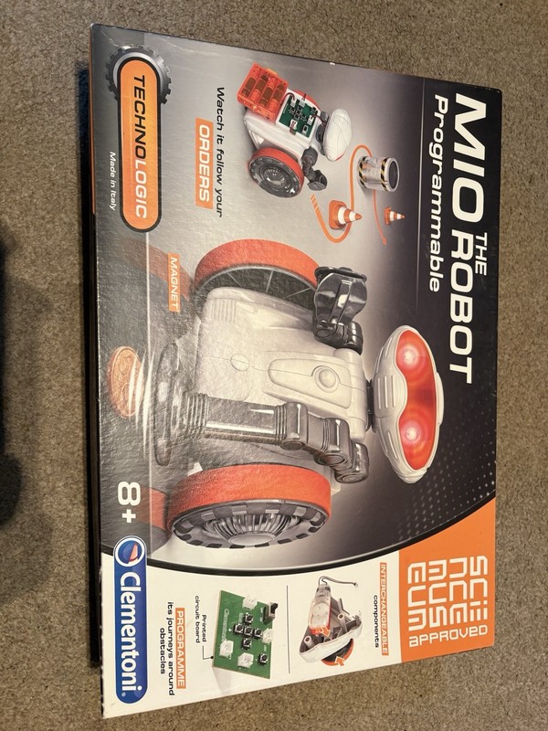 Mio the Robot Programmable Scientific Kit for Ages 8+ Science Museum Approved