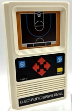 2014 Mattel Basic Fun Electronic Handheld Basketball Game Tested & in VGUC_