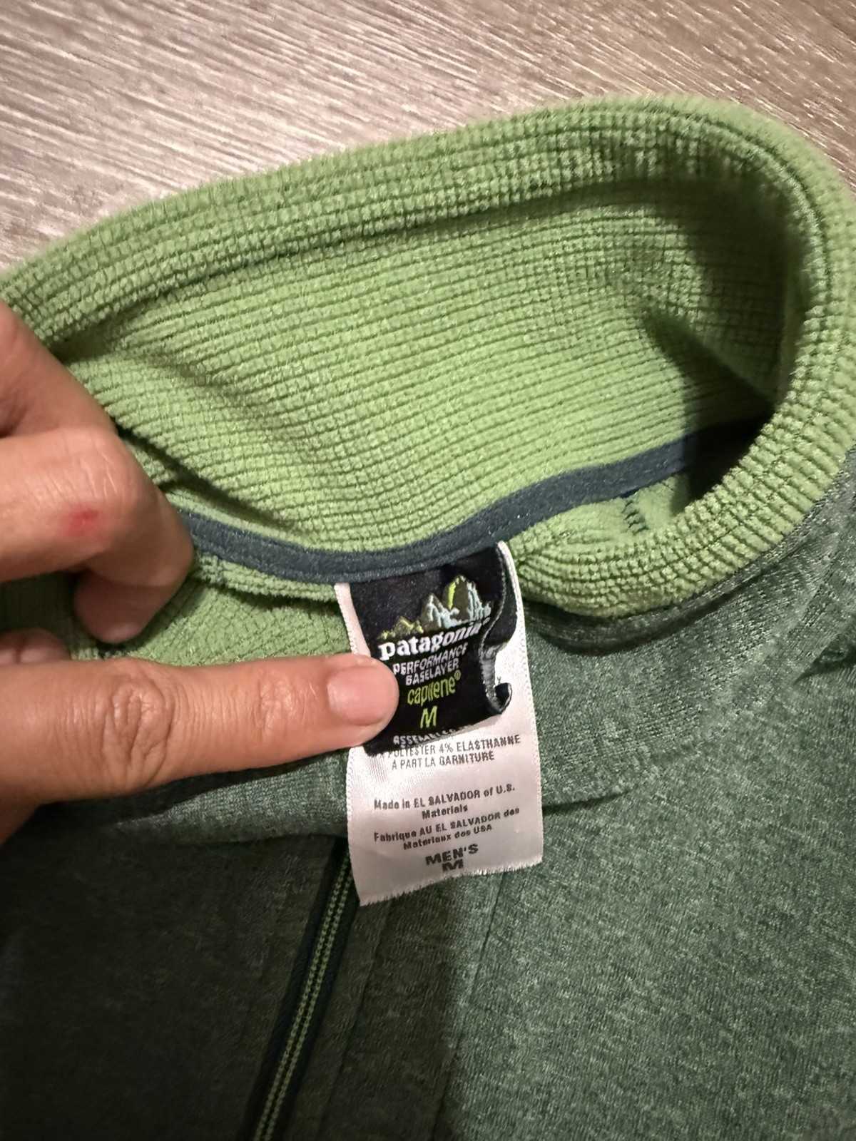 Patagonia Mens Capilene 3 1/4 Zip-Neck Pullover Shirt Size M  thumbnail 2