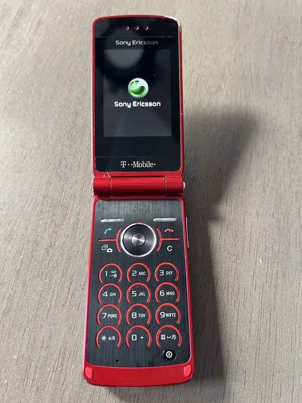Sony Ericsson TM506 T-Mobile Red Flip Phone Tested Working Used