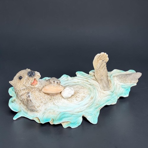 Castagna Italy Sea Otter Figurine 1988 Vintage Resin Floating Otter with Shell