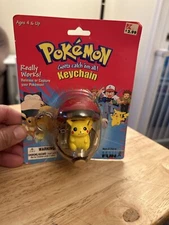 Pokemon Pikachu Poke Ball Keychain Basic Fun Nintendo Game Freak #25 753-0