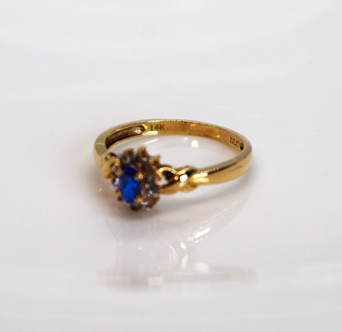 14k Yellow Gold Created Blue Sapphire & 10 Genuine Diamonds Cocktail Ring 6.75 - Picture 5 of 19