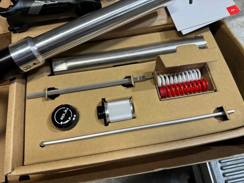 Horquilla de suspensión Hiride Sterra Gravel Bike con vástago FSA de 100 mm - Imagen 6 de 17