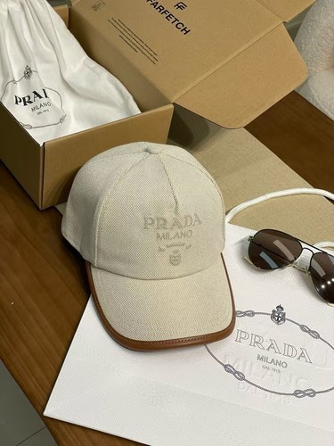 classic off-white baseball cap - Picture 9 of 9