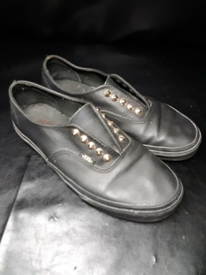 mens black vans slip ons