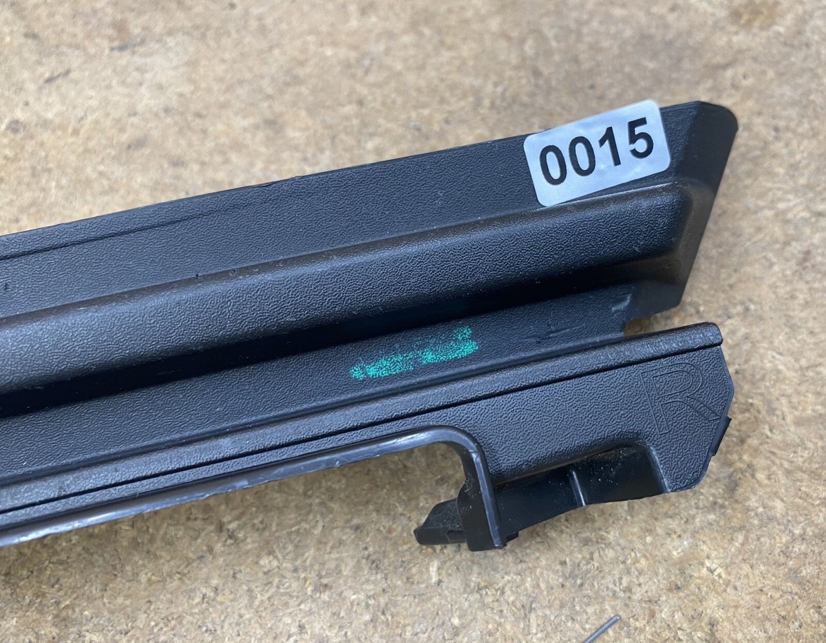 2016-2018 MAZDA CX-9 Front Bumper Grille Grill-Outer Cover Right