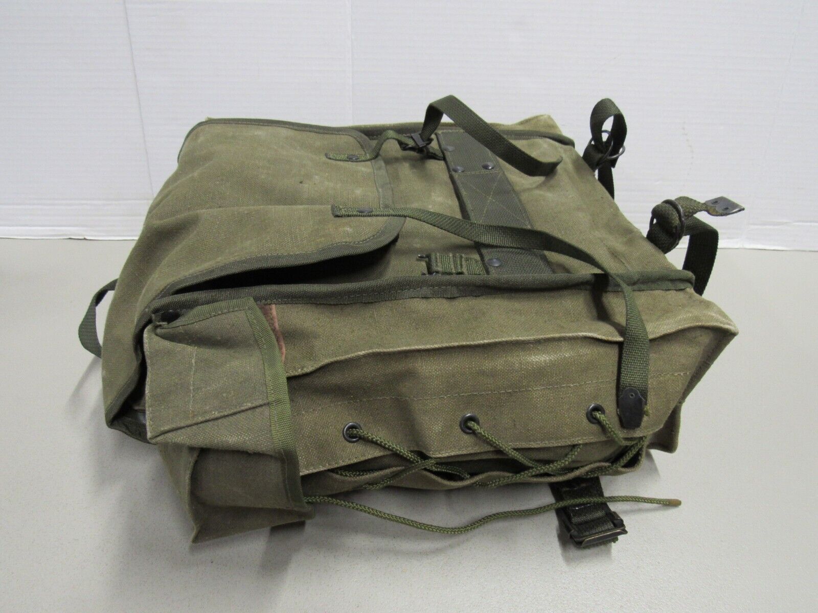 Vintage Italian Alpine Mountain Rucksack BackPack Military Italy BROKEN BUCKLE | eBay Vintage Italian Alpine Mountain Rucksack Backpack Military Italy Broken Buckle | Ebay