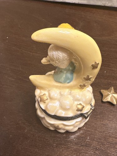 Angel Trinket Box Cloud Stars with Gold Tone Star Trinket Covered Box - Picture 8 of 11