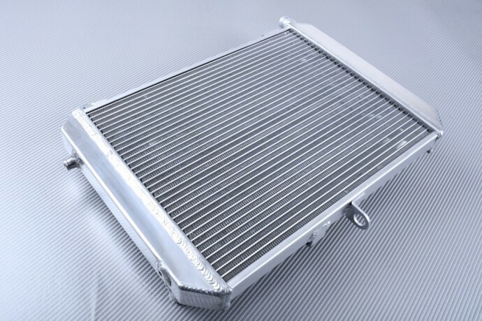 Radiateur YAMAHA FJR 1300 pour remplacer une pièce moto percée