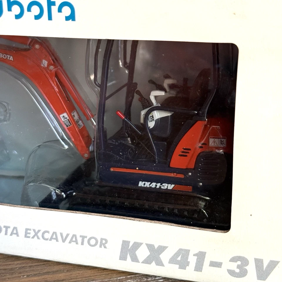 Excavadora Kubota Miniatura Modelo 1/24 KX-41-3V DETALLE EXTREMO - METAL FUNDIDO A PRESIÓN Foto 4 de 4