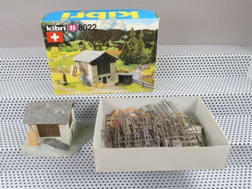 Kibri 8022 casa de montaña suiza cabaña Alm Märklin Roco Trix accesorios | Condition: Gebraucht