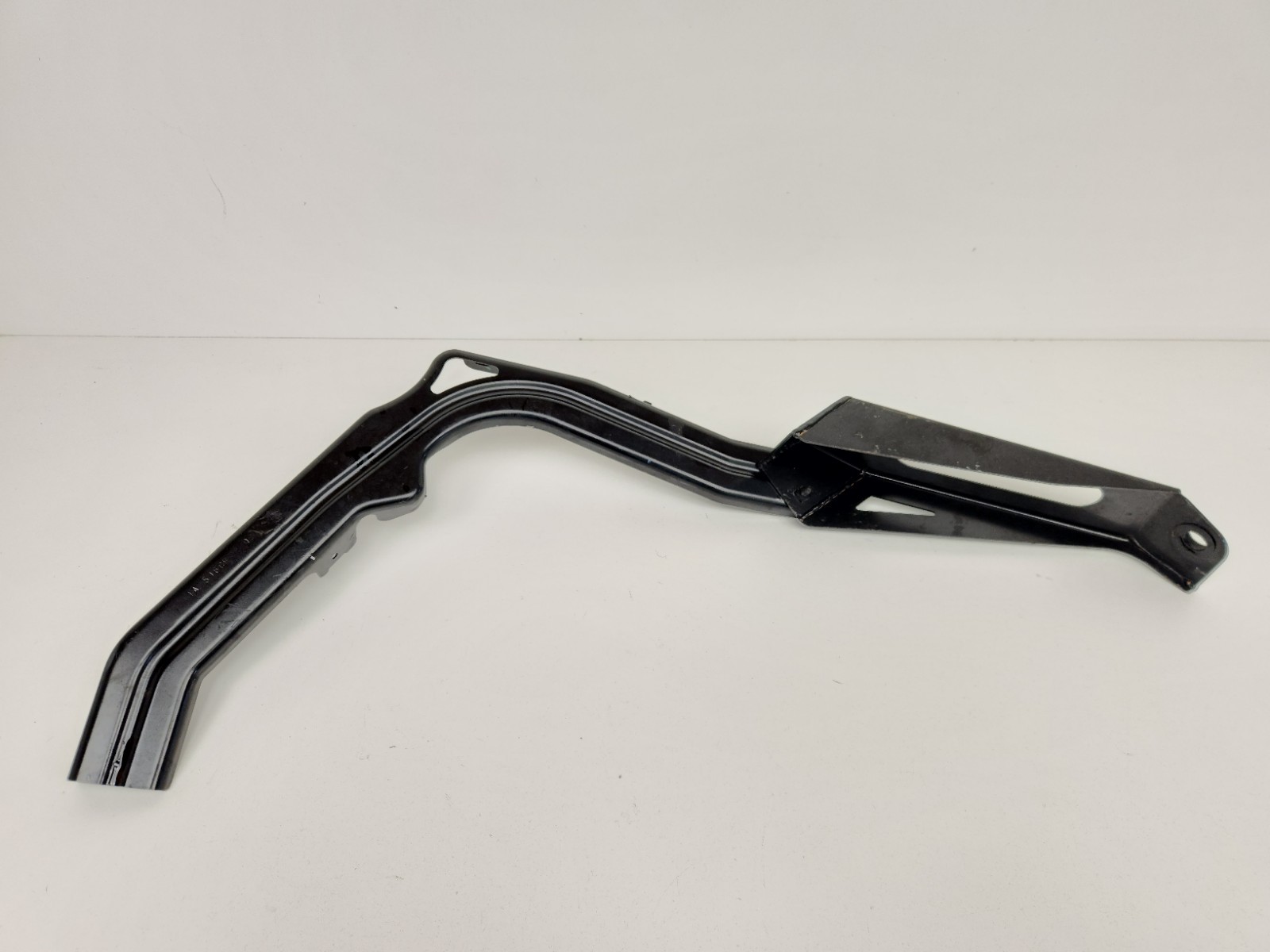 2015-2016 MCLAREN 650S REAR RIGHT SIDE LOWER RADIATOR BRACKET MOUNTING OEM 