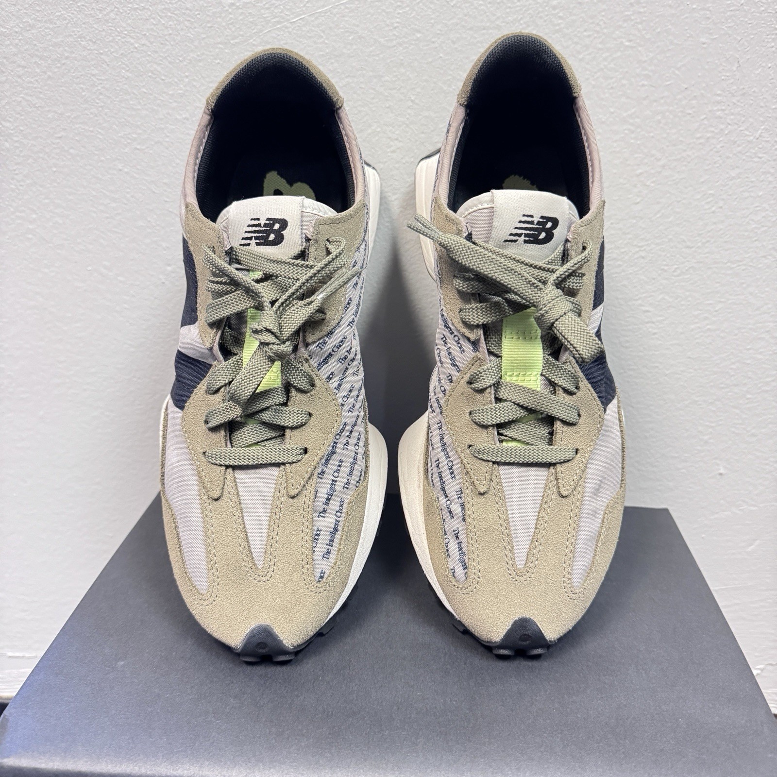 New Balance 327 Sneakers Aluminum Covert Green Mens 8 Womens 9.5 MS327IB