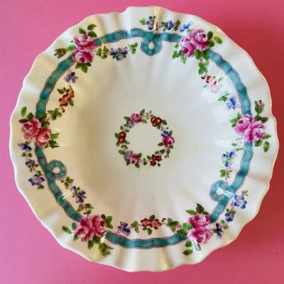 Coupelle ancienne en porcelaine anglaise Minton England 1919 décor floral 17 cm - Photo 1/4