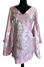 Leg Avenue Size Medium Geisha Girl Costume Kimono Dress Halloween Cosplay