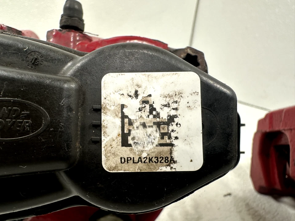 PAR DE PINZAS DE FRENO TRASERAS IZQUIERDA Y DERECHA RANGE ROVER SPORT L494 14-20 TRW BREMBO ROJO Foto 3 de 4