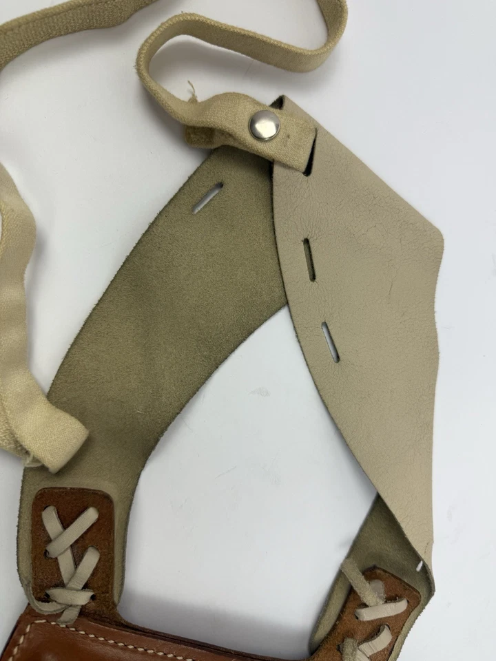 Safariland Leather Shoulder Holster S&W 9mm – Vintage Tan Adjustable - Image 4 of 4