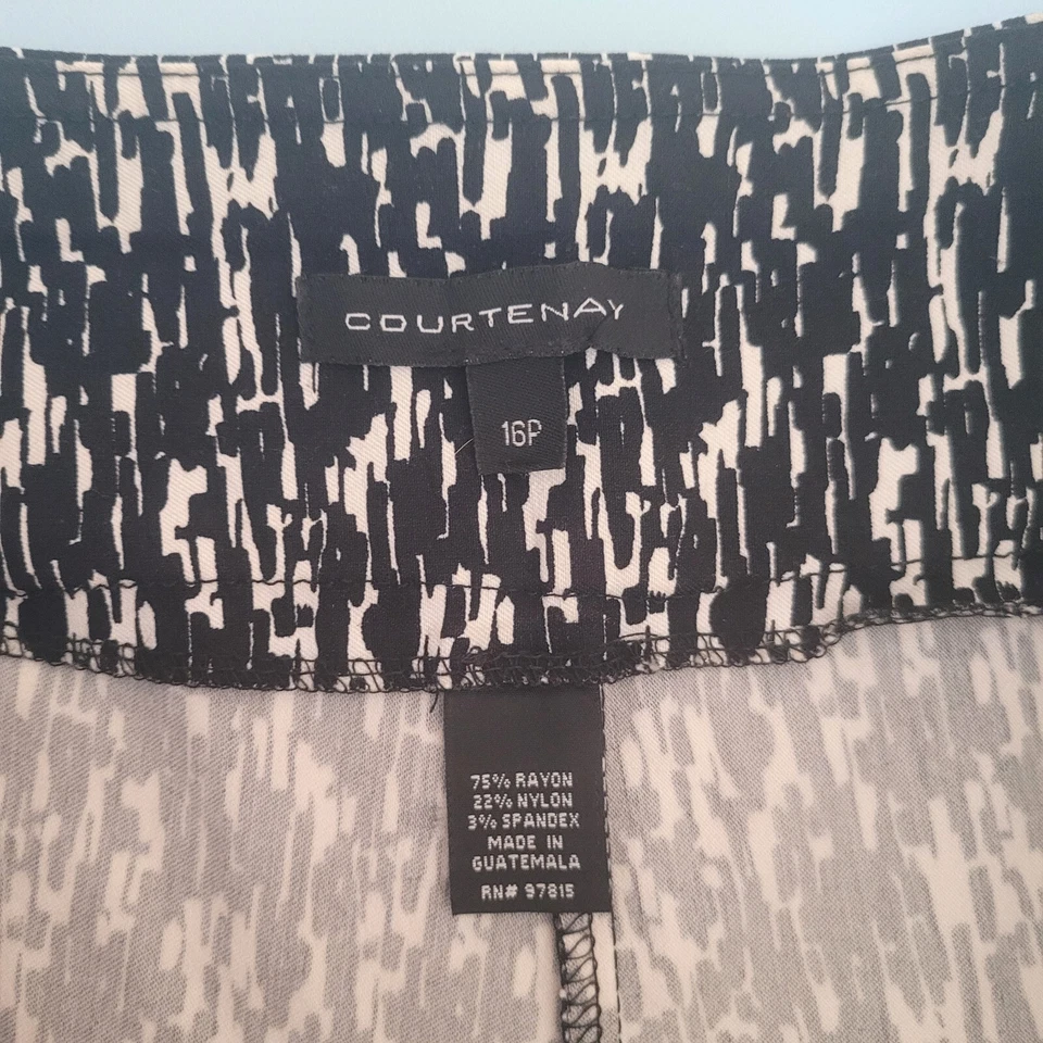 Pantalones Cortos Courtenay 16P Elastizados Negros Blancos Pull On Fácil Ancho Elástico Foto 3 de 4