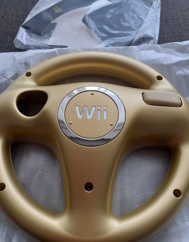 Wii Golden Classic Controller PRO & Golden Handle Set Club Nintendo Limited - Picture 13 of 15