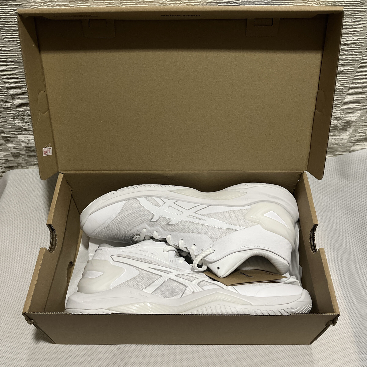 ASICS GELBURST 27 1063A066 100 White Pure Silver Basketball